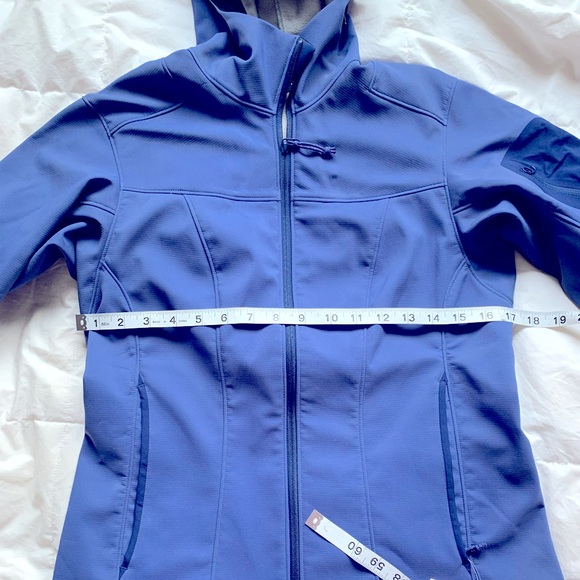 ARC’TERYX Epsilon Fleece Lined Women’s Jacket - Picture 9 of 12